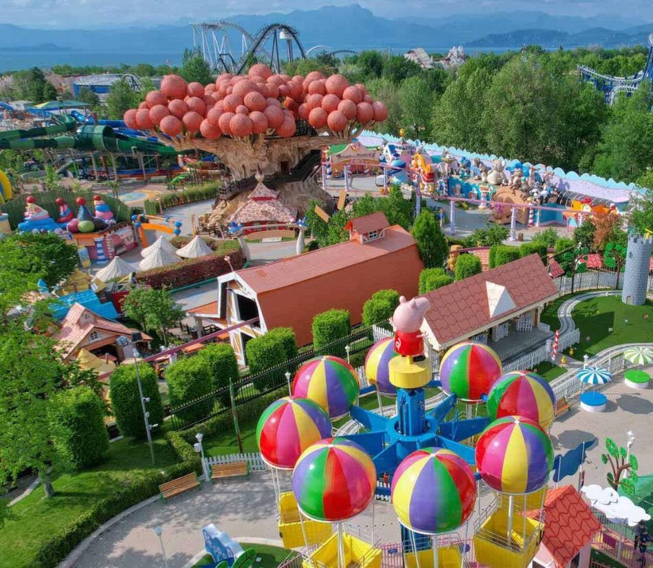 Regala una giornata al parco divertimenti di Gardaland (VR)