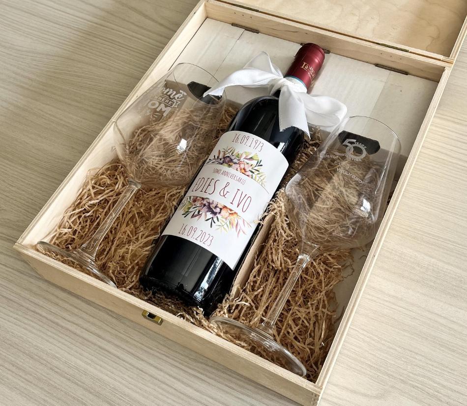 Box regalo di vino con calici personalizzati - Varie confezioni disponibili