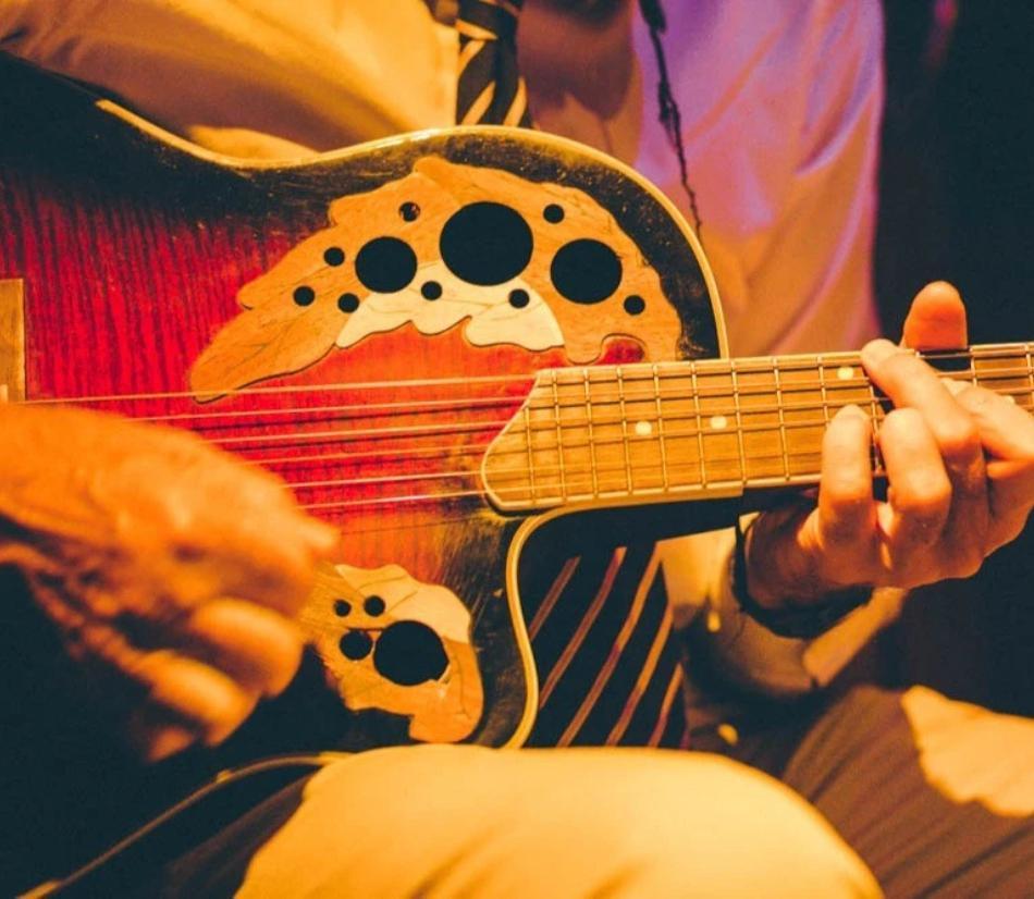 Concerto a domicilio con aperitivo - Varie band disponibili