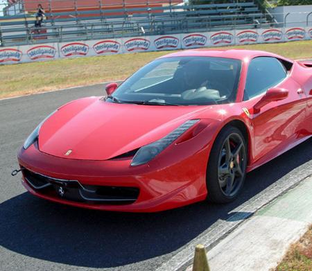 Esperienza su pista con una Ferrari - Vari circuiti in tutta Italia
