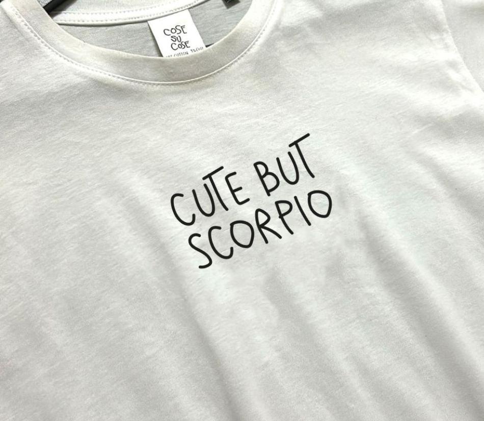 Esplora il tuo Zodiaco: T-shirt uniche per ogni segno zodiacale!
