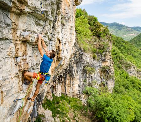 Lezione privata o corso di Climbing e arrampicata - Varie località in tutta Italia