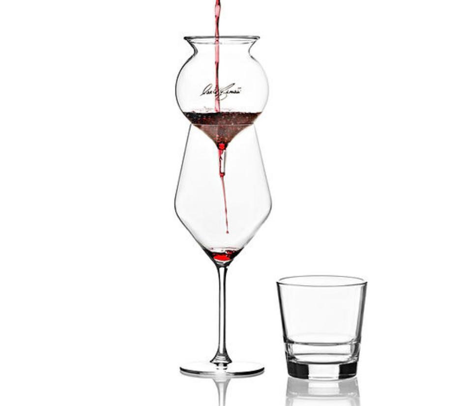 Mini decanter di design con sistema inomicrosfere per ossigenazione