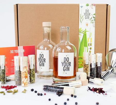 Set completo con 12 spezie per creare il tuo GIN fatto in casa